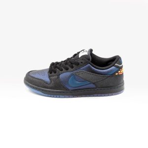 Nike Dunk Low Pro SB "Night Mischief" Halloween