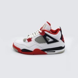 Air Jordan 4 Retro "Fire Red" (2020)